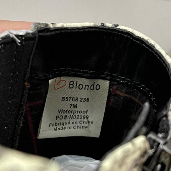 Blondo Women's NWT Elvina Snake Embossed Leather Waterproof Ankle Booties Size 7 - Picture 4 of 9